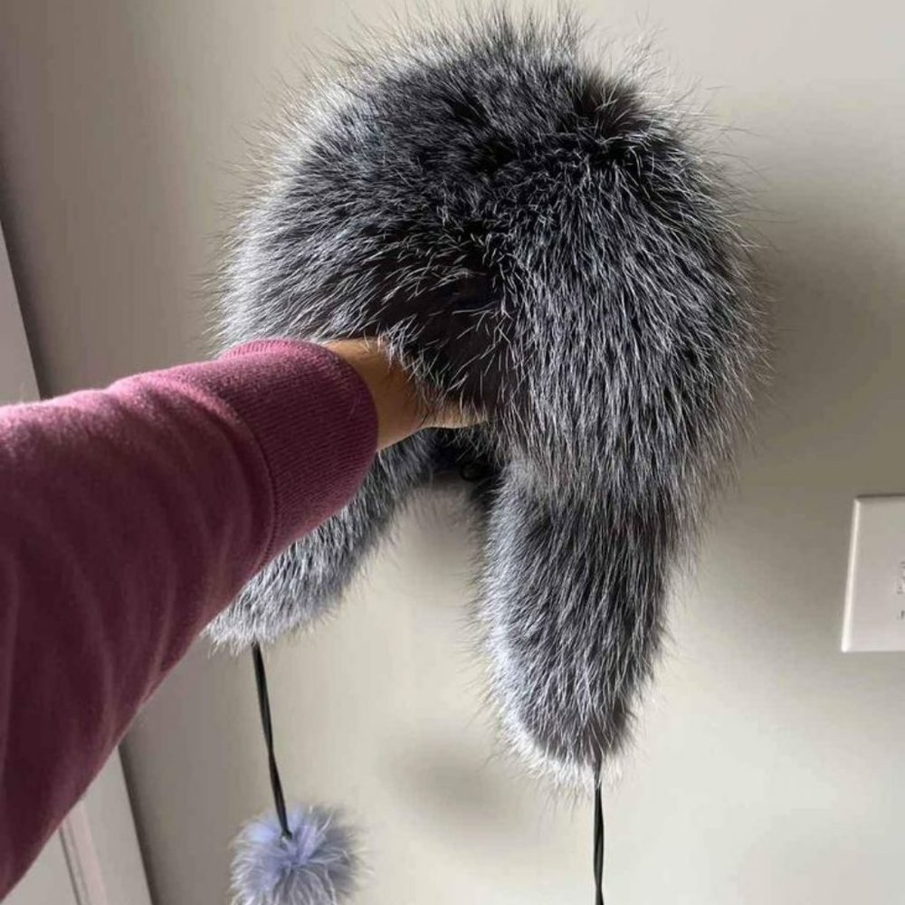 Fur Hat With Ear Flaps - Gray/Black.